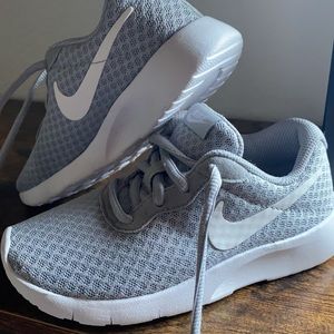 Boys Nike gray shoes 11C